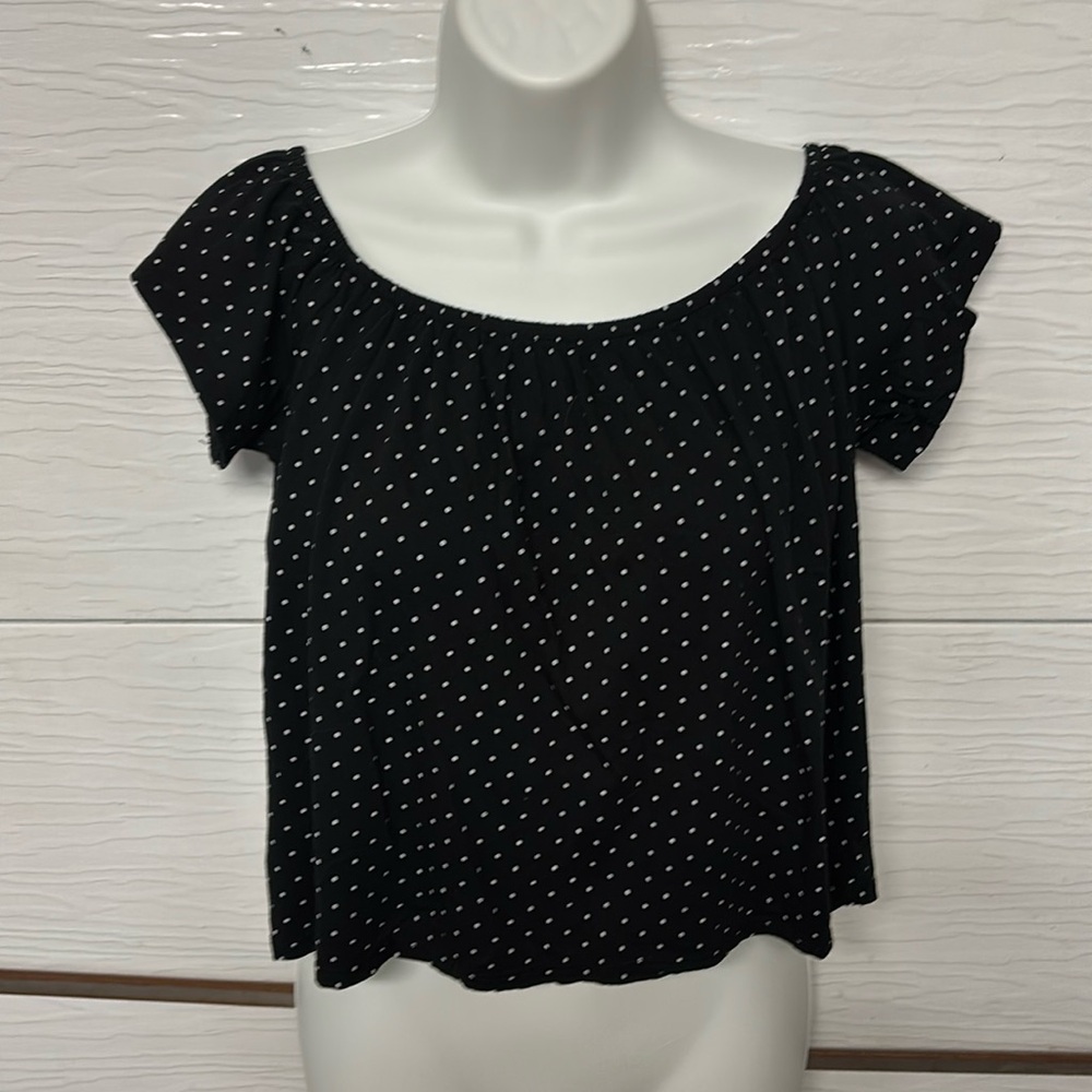 Garage cute polkadot short top in size large